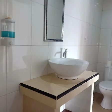 Dwiki Putra Home Stay Nusa Lembongan Exterior photo